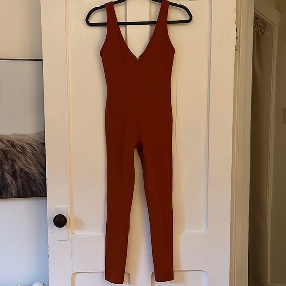 ARITZIA Jumpsuit - Picture 2 of 5